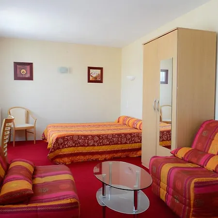 Logis Restaurant Du Commerce Hotell Pont-d'Ouilly